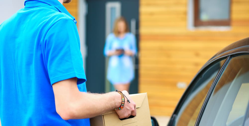 How to Become a Courier
