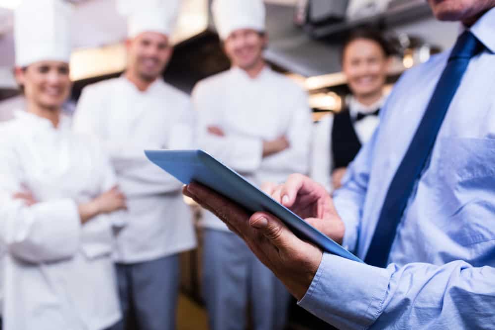 7 ways to get the best restaurant staff and keep them