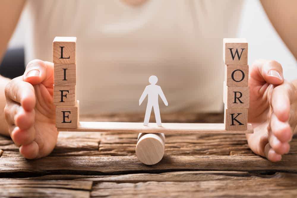 9 Ways to Balance Work with Your Studies
