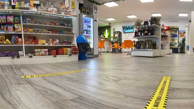 EXPENDEDORA DE CONBUSTIBLES