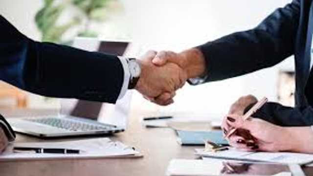 Administrativo/a comercial - técnico/a