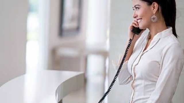 Recepcionista clínica