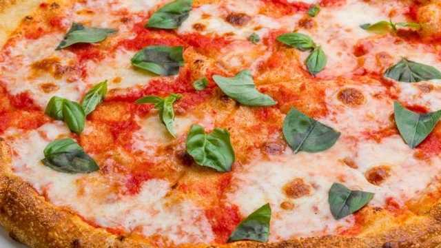 Se busca panadero/ pizzero para obrador artesanal