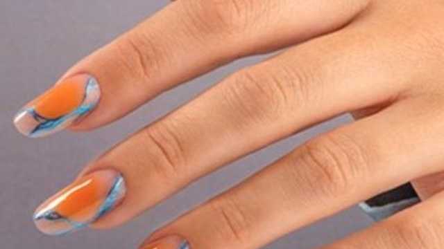 Manicurista Técnica Uñas Acrilicas