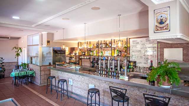 Camarero/a y Encargado/a