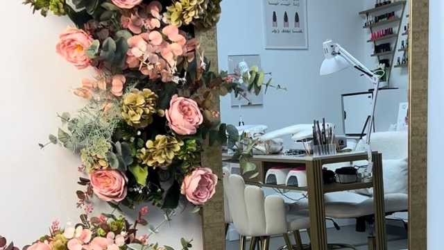 Manicurista Técnica Uñas Acrilicas