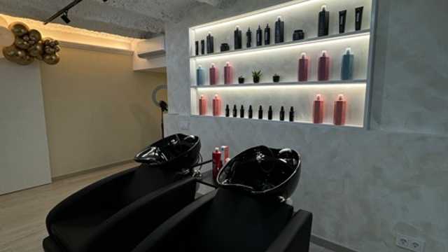 ALQUIER DE SILLA PELUQUERIA