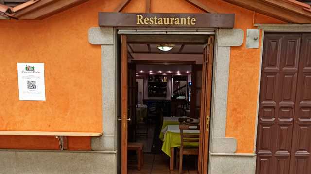 Camarero/a