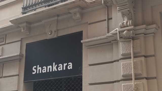 Dependienta de tienda.