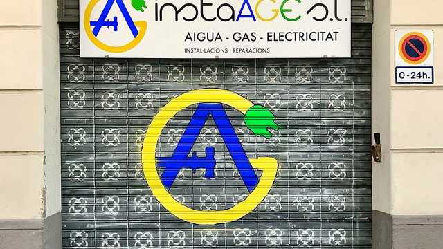 OFICIAL DE PRIMERA - ELECTRICISTA, FONTANERÍA Y GAS