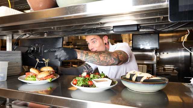 Ayudante/a de Cocina