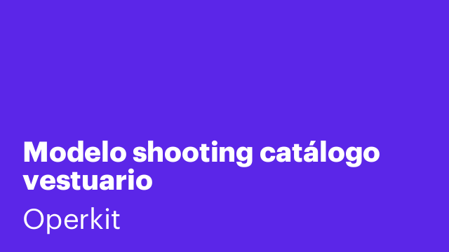 Modelo shooting catálogo vestuario