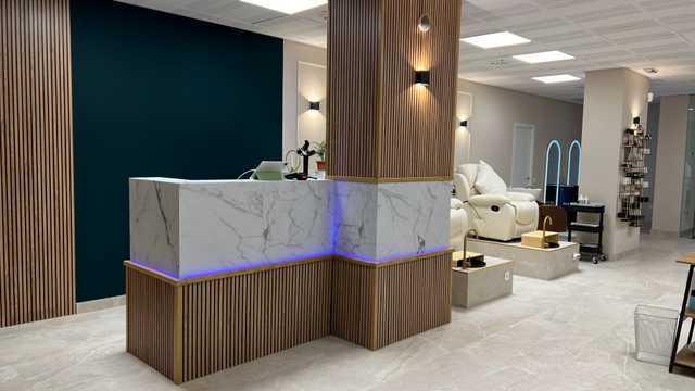 Oficial de Peluquería