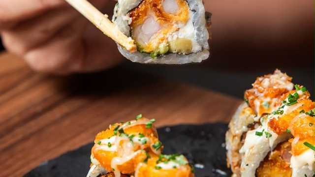 Sushiman/Sushiwoman