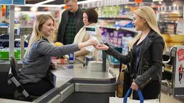 Cajero/a (comida rápida)