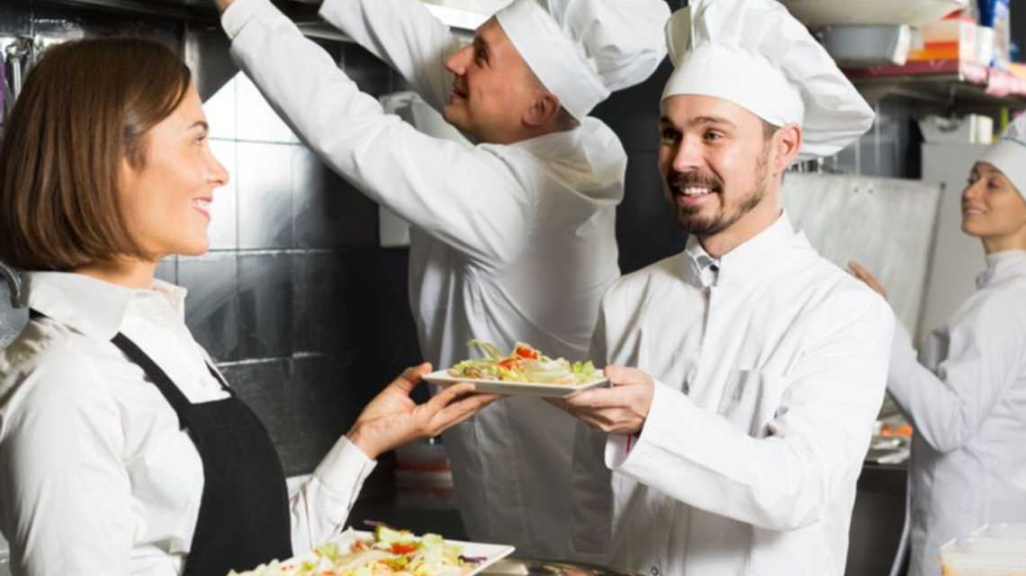 Persio Tech SL.      cover image