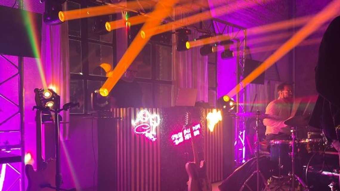 Dj Tites & company cover image