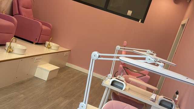 Manicurista Técnica Uñas Acrilicas