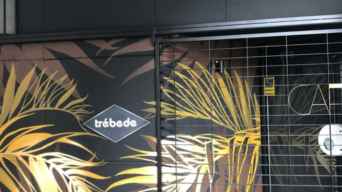 Trébede Café cover image