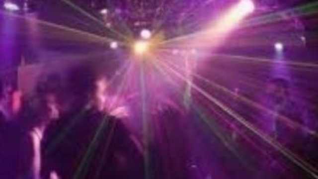 CAMARERA/o Discoteca Almo2bar
