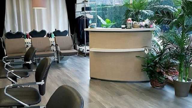 Oficial de Peluquería