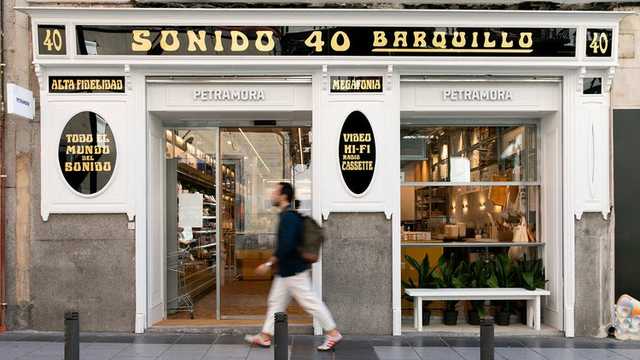 Dependiente/a de Tienda