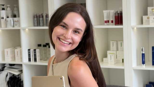 Recepcionista del centro médico