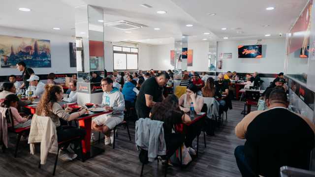 Ayudante/a de Cocina