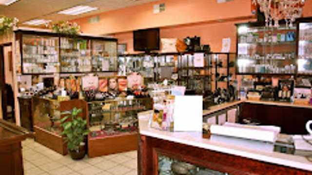 Elecrolysis laser hair removal technician needed