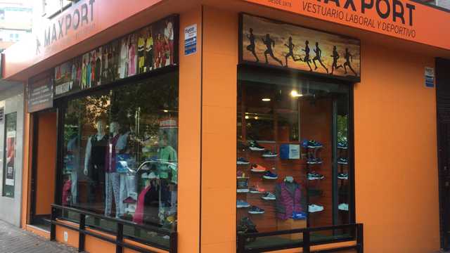 Ayudante de Dependiente y Almacén - Sector Vestuario Laboral