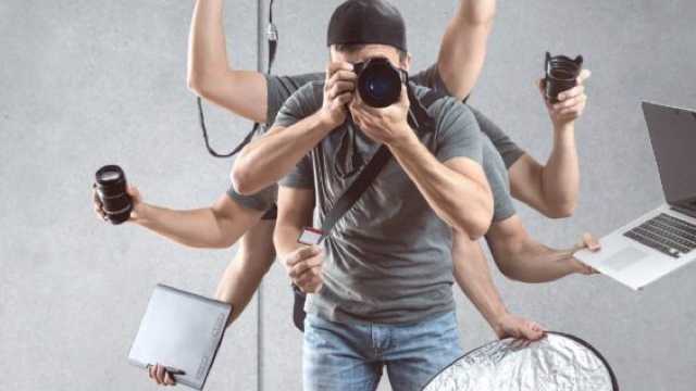 Creador/a de contenido y Redes Sociales (Reels/TikTok)