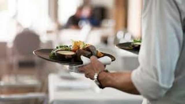 📍 CAMARERO/A – Restaurante