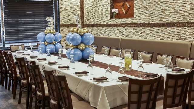 Food Server, Busser & Bartender