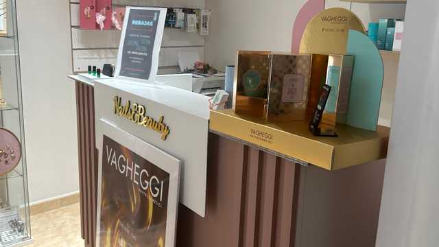 Ayudante/a de Estética