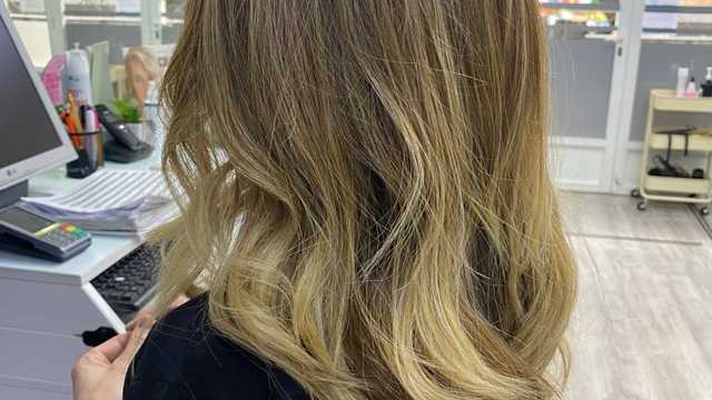 Oficial de peluquería