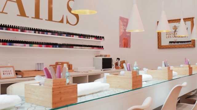 Manicurista Técnica Uñas Acrilicas