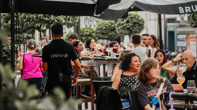 Camarero/a de Discoteca