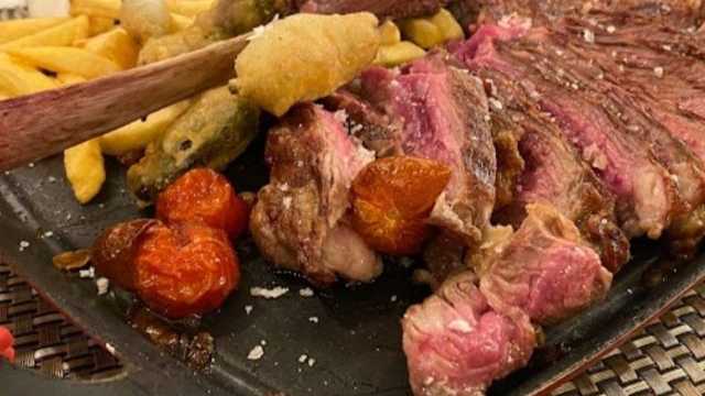 Ayudante/a de Cocina y Office