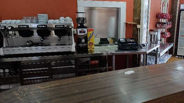 Camarero/a y Cocinero/a