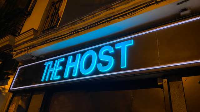 Camarero de sala / barquero