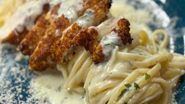 Cocinero/a y Ayudante/a de Cocina