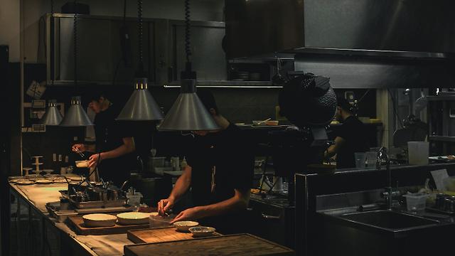 Ayudante de cocina – Cuarto frío