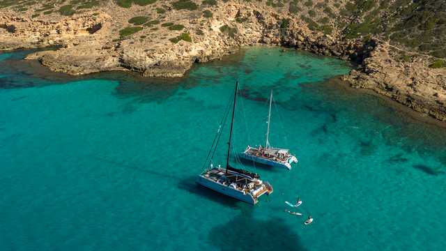 ENCARGADO DE OFICINA