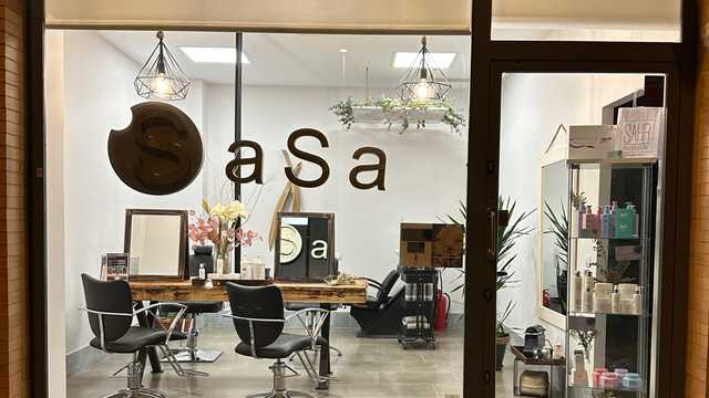 Oficial de Peluquería
