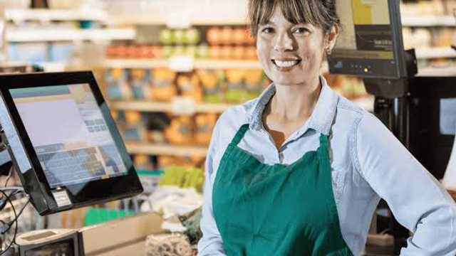Cajero/a