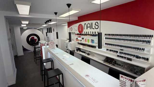 Técnico/a de Uñas y Pestañas