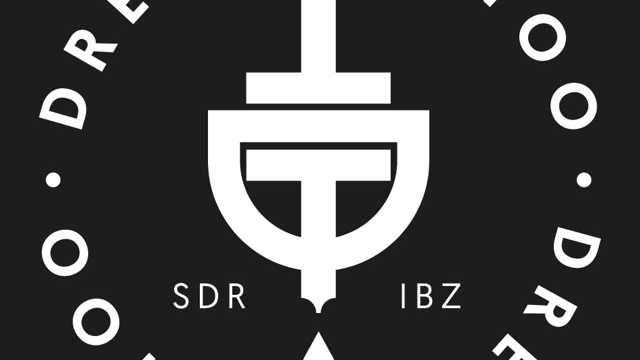 Recepcionista Estudio de Tatuajes