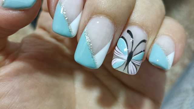 Manicurista Uñas de Gel