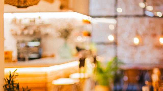 Ayudante de camarero