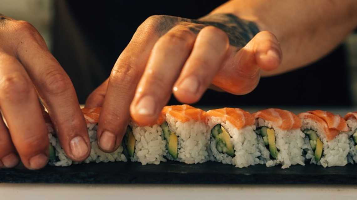 Escondite Beach | Sushi & Cocktails cover image